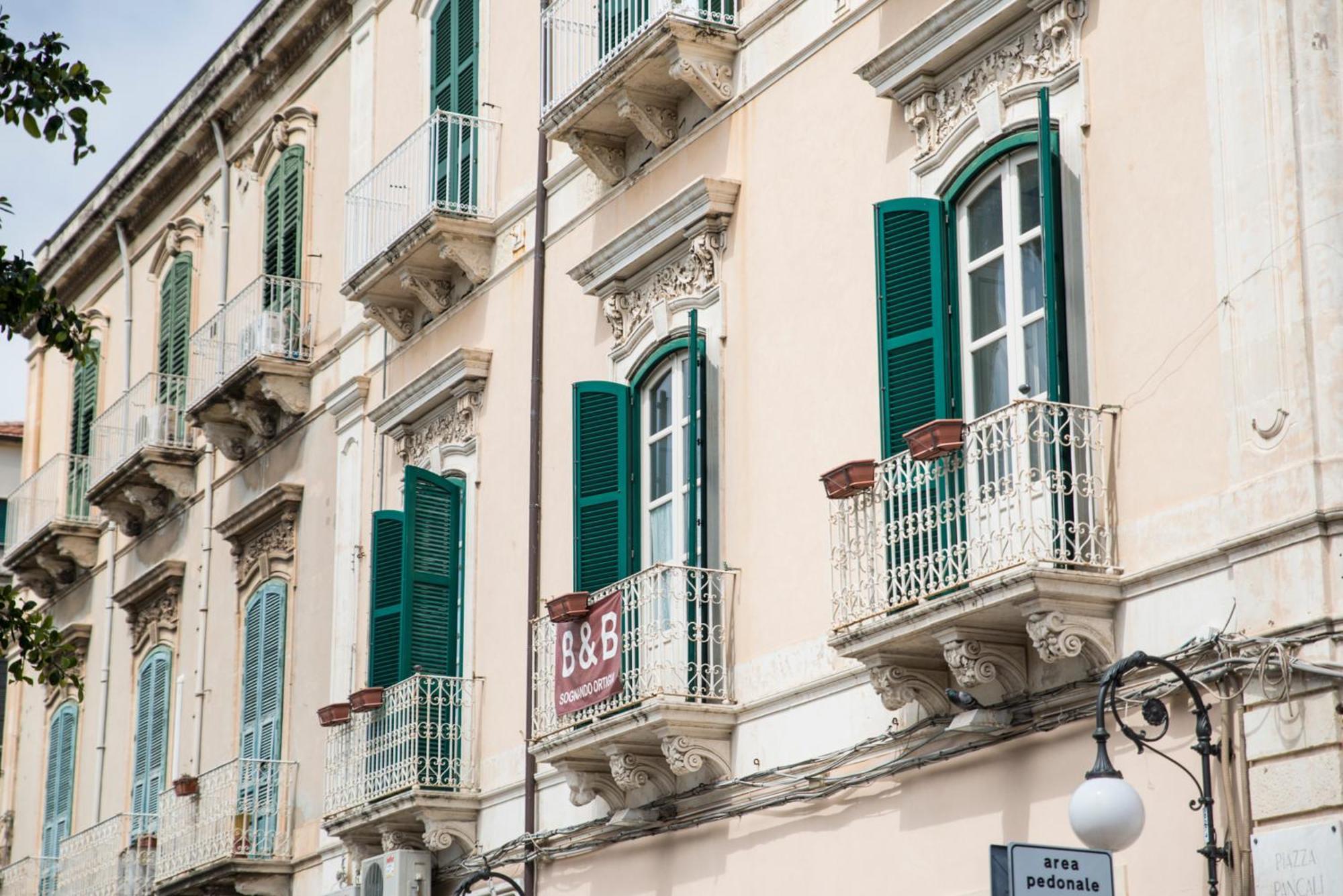 Bed and Breakfast Sognando Ortigia Сиракузы Экстерьер фото